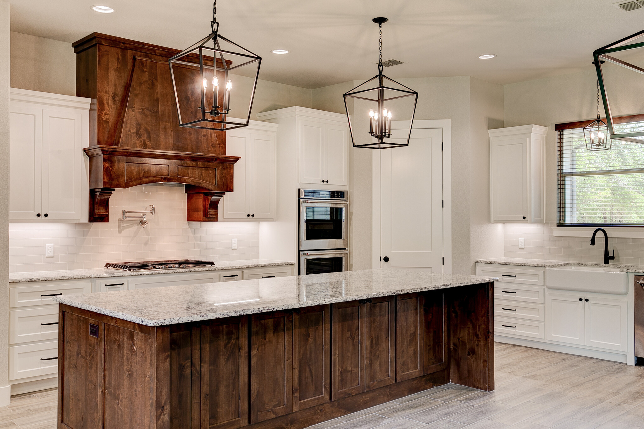 Mountain Lakes - Compass Way Kitchen